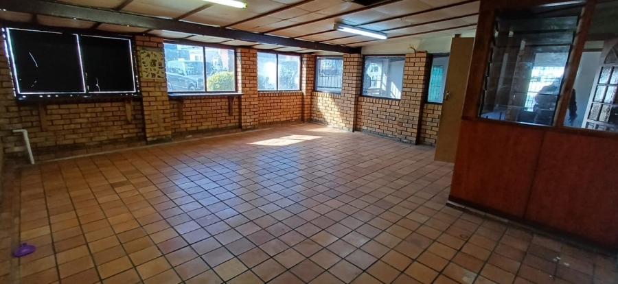 To Let commercial Property for Rent in Greenfields Eastern Cape